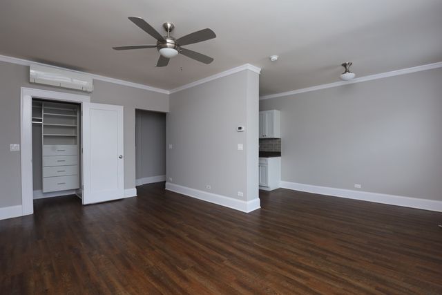 817 W Lakeside Place 408, Chicago, IL 60640