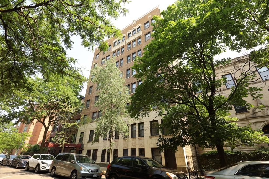 817 W Lakeside Place 408, Chicago, IL 60640