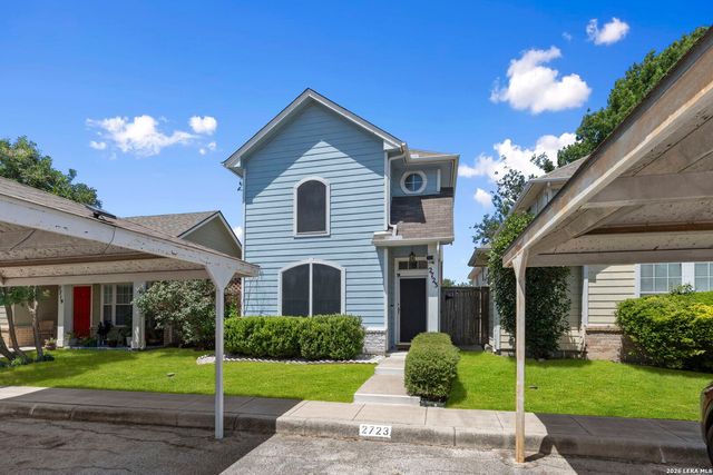 2723 Crown Arbor Dr, San Antonio, TX 78251