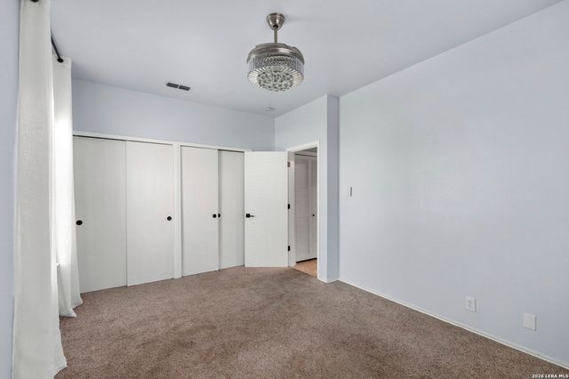 2723 Crown Arbor Dr, San Antonio, TX 78251