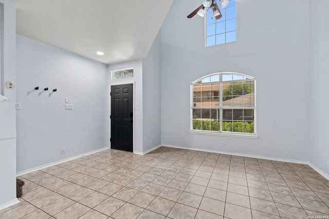 2723 Crown Arbor Dr, San Antonio, TX 78251