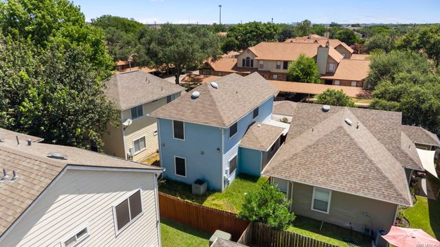 2723 Crown Arbor Dr, San Antonio, TX 78251