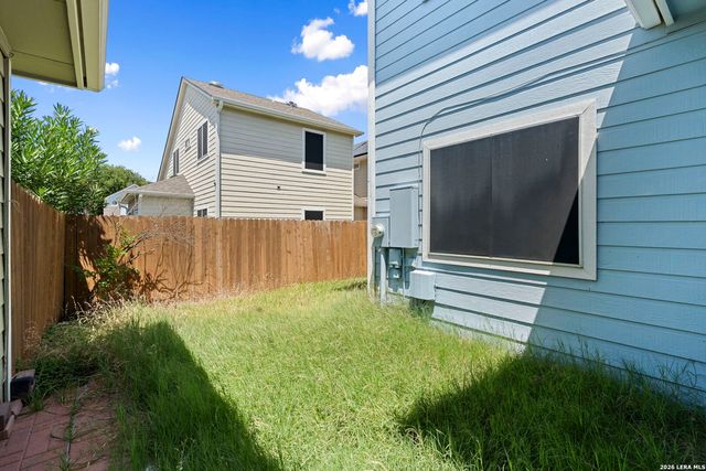 2723 Crown Arbor Dr, San Antonio, TX 78251