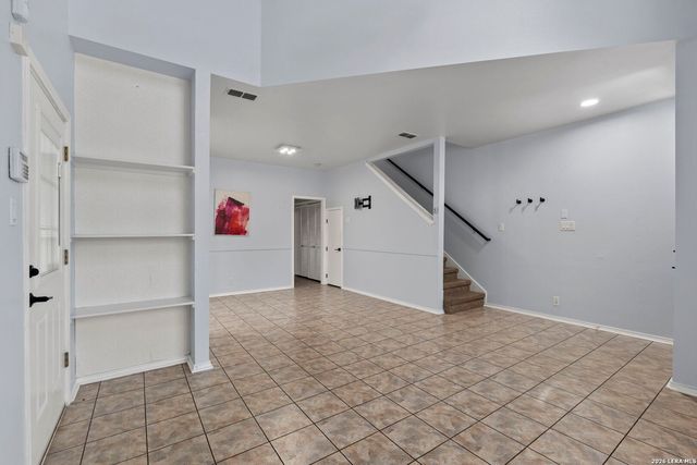 2723 Crown Arbor Dr, San Antonio, TX 78251