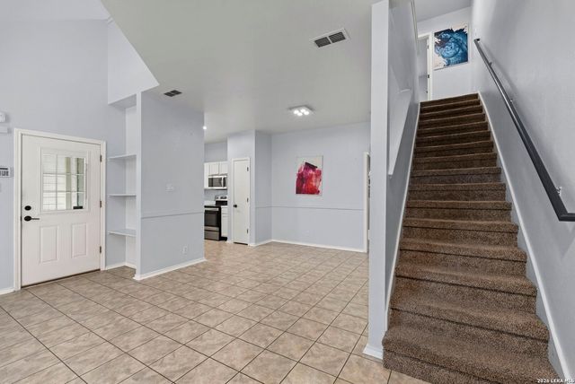 2723 Crown Arbor Dr, San Antonio, TX 78251