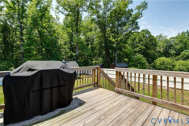 4721 Red Coach Ln, Sandston, VA 23150