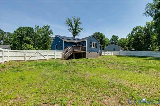 4721 Red Coach Ln, Sandston, VA 23150