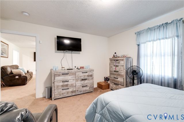 4721 Red Coach Ln, Sandston, VA 23150