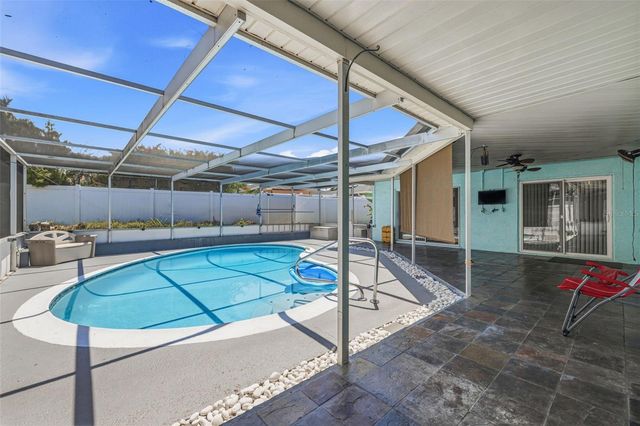 7530 VIENNA LANE, Port Richey, FL 34668