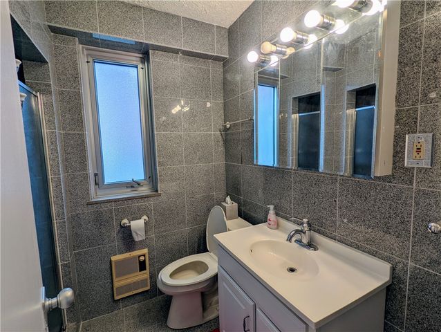 128 N Craig St 303, Oakland, PA 15213