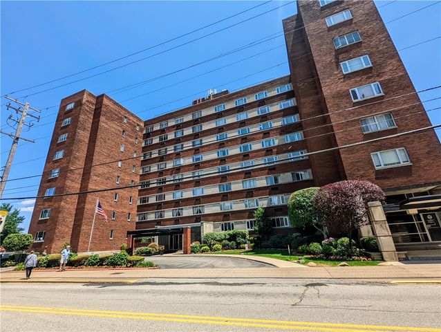 128 N Craig St 303, Oakland, PA 15213