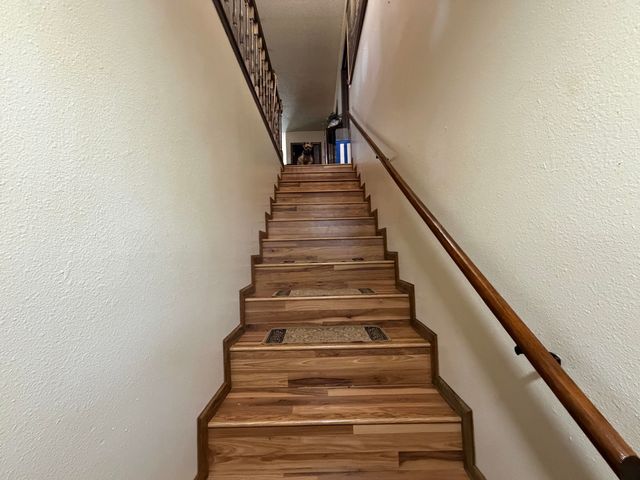 2408 19TH AVE NW, Minot, ND 58703