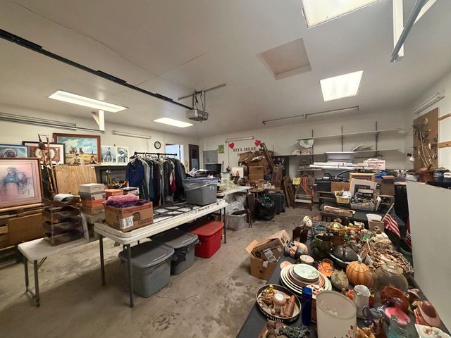 2408 19TH AVE NW, Minot, ND 58703