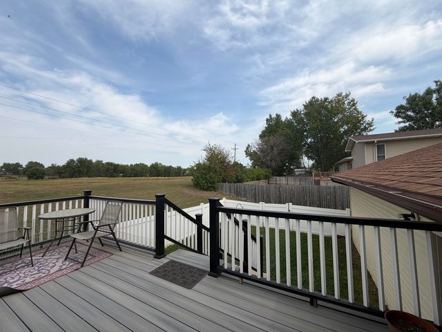 2408 19TH AVE NW, Minot, ND 58703