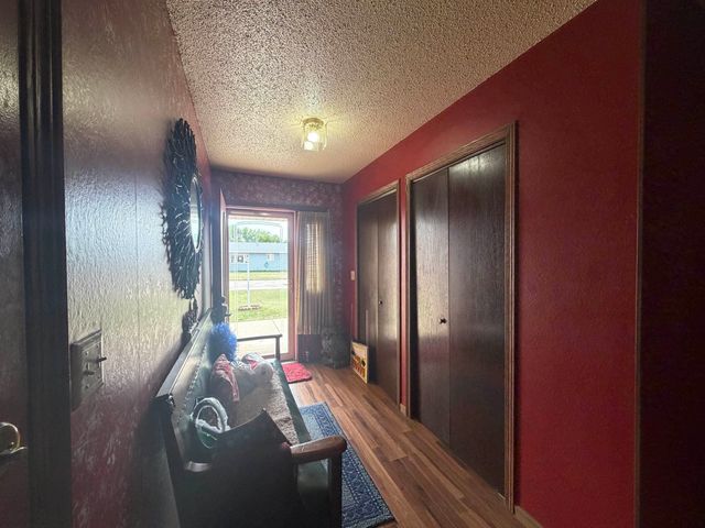 2408 19TH AVE NW, Minot, ND 58703