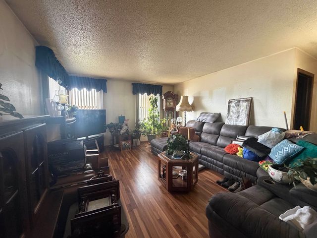 2408 19TH AVE NW, Minot, ND 58703