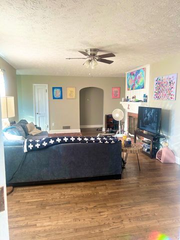 300 Versailles Road, Frankfort, KY 40601