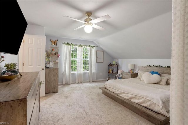 2120 Schubert DR, Virginia Beach, VA 23454