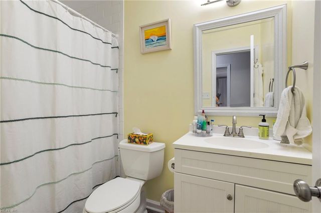 2120 Schubert DR, Virginia Beach, VA 23454