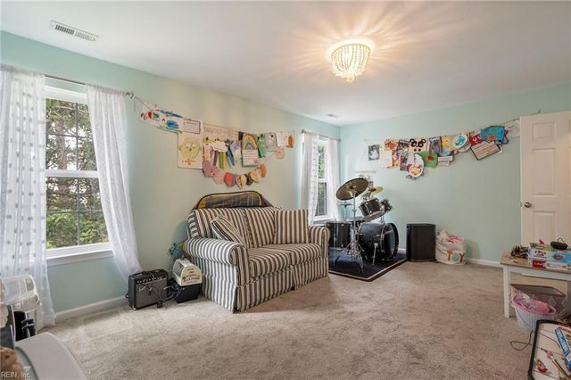 2120 Schubert DR, Virginia Beach, VA 23454