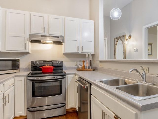 1609 Long Street 103, Chattanooga, TN 37408