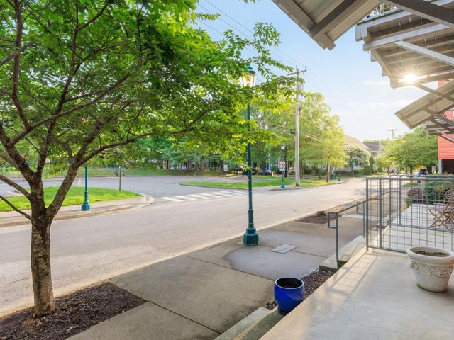 1609 Long Street 103, Chattanooga, TN 37408