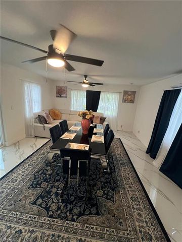 1118 Pine Island LN, Cape Coral, FL 33909