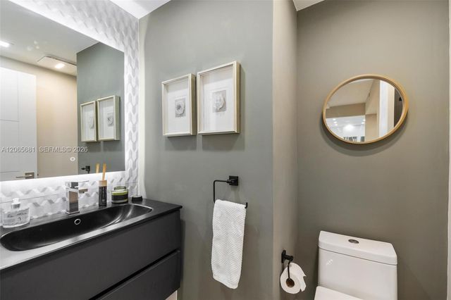 10185 Collins Avenue 1223, Bal Harbour, FL 33154