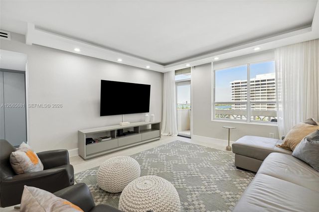 10185 Collins Avenue 1223, Bal Harbour, FL 33154