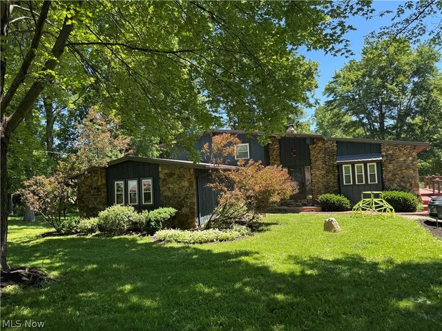 5310 Rootstown Road, Ravenna, OH 44266