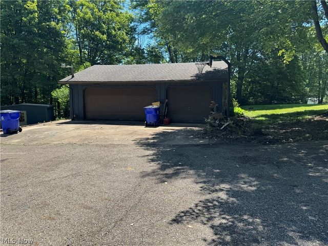 5310 Rootstown Road, Ravenna, OH 44266