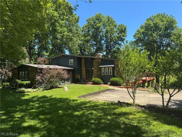 5310 Rootstown Road, Ravenna, OH 44266