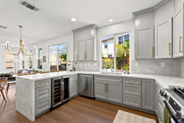 7072 Goldenspur Loop, San Jose, CA 95138