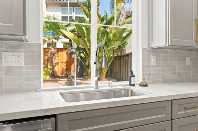 7072 Goldenspur Loop, San Jose, CA 95138