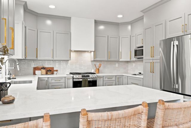 7072 Goldenspur Loop, San Jose, CA 95138