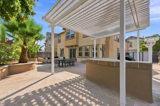 7072 Goldenspur Loop, San Jose, CA 95138