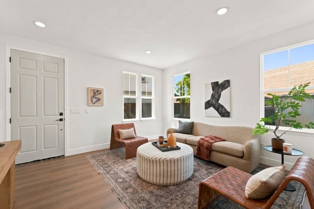 7072 Goldenspur Loop, San Jose, CA 95138