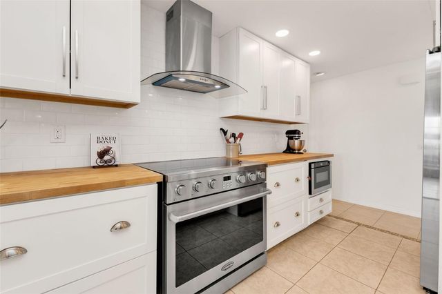 2308 HARBOUR DRIVE, Punta Gorda, FL 33983