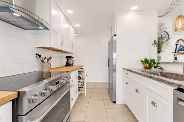 2308 HARBOUR DRIVE, Punta Gorda, FL 33983