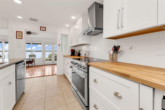 2308 HARBOUR DRIVE, Punta Gorda, FL 33983