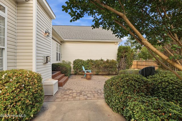 416 Edenton Court, Winterville, NC 28590