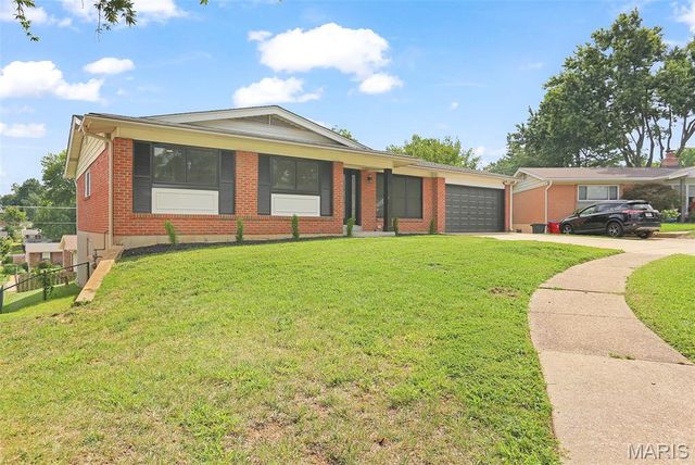10612 Ashburn Court, St Louis, MO 63123
