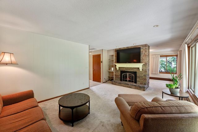 8703 Kimbro Avenue N, Stillwater, MN 55082