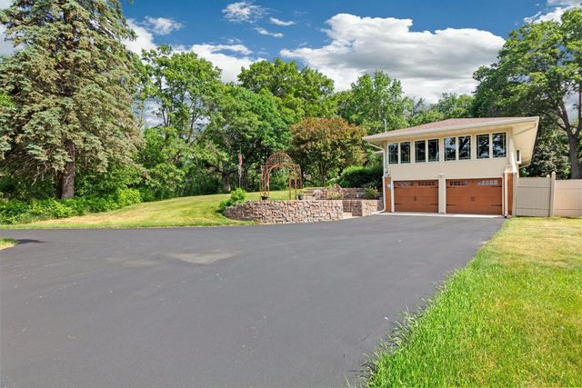 8703 Kimbro Avenue N, Stillwater, MN 55082