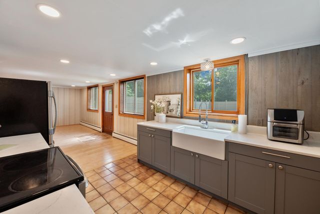 8703 Kimbro Avenue N, Stillwater, MN 55082