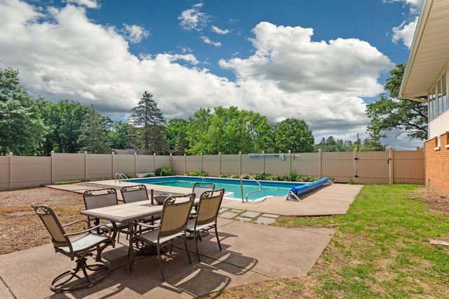 8703 Kimbro Avenue N, Stillwater, MN 55082