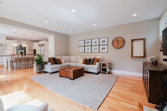140 Greenwood St, Newton, MA 02459