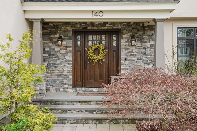 140 Greenwood St, Newton, MA 02459