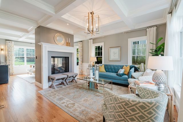 140 Greenwood St, Newton, MA 02459