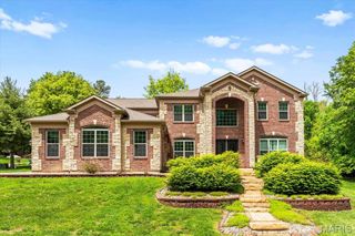 1374 Rocky Creek Court, Belleville, IL 62220